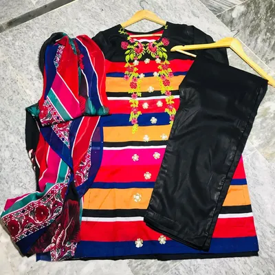 3 Pcs Women's Stitched Lawn Printed Suit thumbnail 2