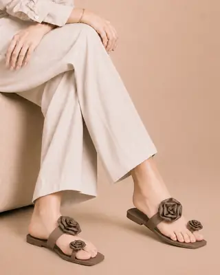 Floral Toe Ring Flat - 078 - Mustard thumbnail 2