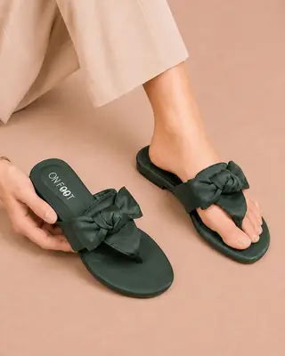 Knotted Thong Flat - 081 - Khaii Green