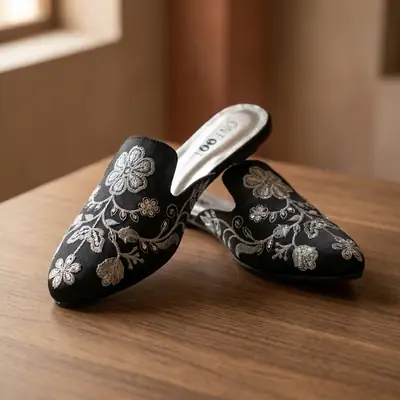 Elegant Floral Embroidered Backless Loafers - 071 - Black thumbnail 3