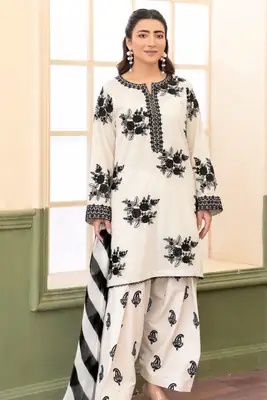 3 Pcs Women's Unstitched Embroidered Suit