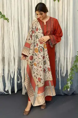 3 Pcs Women's Unstitched Embroidered Suit