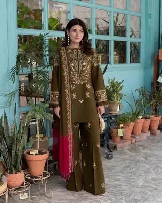 3 Pcs Women's Unstitched Embroidered Suit