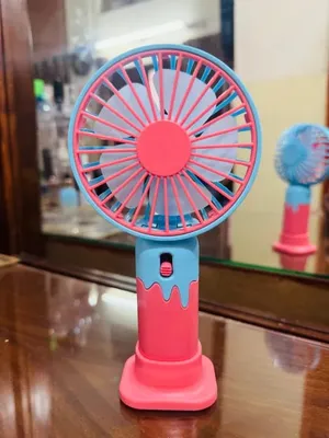 Easy To Use Rechargeable Fan Ultra-Portable Design thumbnail 6