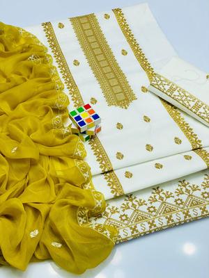 3 Pcs Women's Unstitched Embroidered Suit