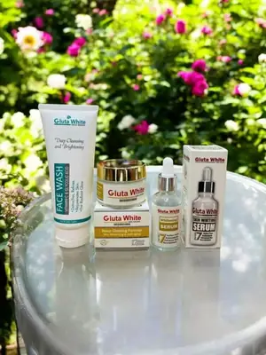 Gluta White 3 in 1 Skincare Bundle thumbnail 2