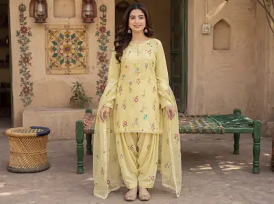 3 Pcs Women's Unstitched Embroidered Suit