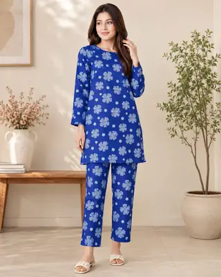 2 Pcs Women's Unstitched Printed Suit