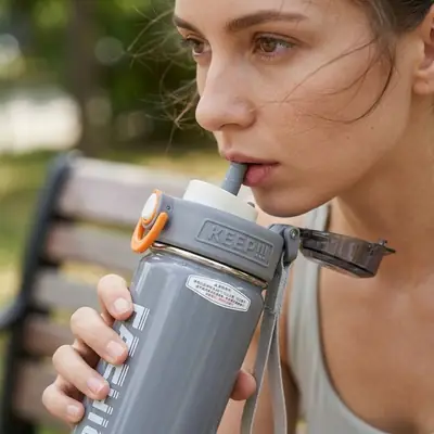 Premium 680ml Vacuum Insulated Stainless Steel Thermal Flask – High-Grade 316/304 Steel Water Bottle for Travel, Office & Gym  thumbnail 9