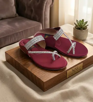 Women's Synthetic Leather Fancy Flats thumbnail 3
