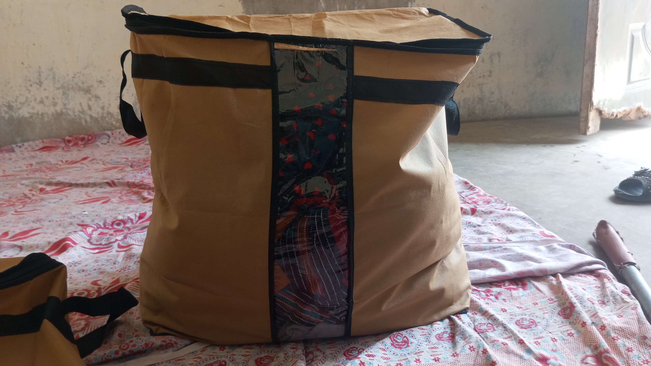 Zakir,, seller  review 2