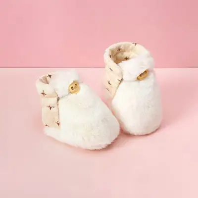 Baby Autumn and Winter Furry Shoes 0-12 Months Thickened Cotton Warm Pre-Step Shoes Soft Sole Heel Newborn Plush Shoes