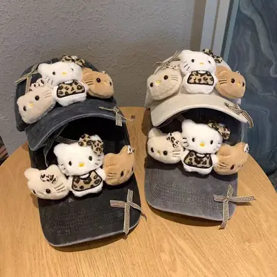 Hello Kitty Cartoon Cap for Women with Cute Accessories
