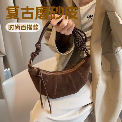 Fashionable Crossbody Bag for Women, Versatile Dumpling Bag, 2025 New Retro Matte Leather Internet Celebrity Hot-Selling Women's Shoulder Bag