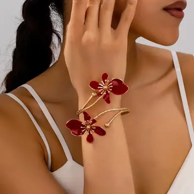 European and American Cross-Border Elegant and Simple Design, Fresh and Sweet Gold Enamel Craftsmanship Flower-Shaped Open Bracelet