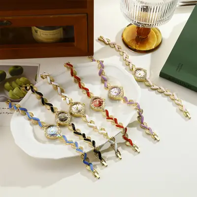 Cross-Border Popular Diamond-Encrusted Women's Watch, Student High-End Fashion Quartz Watch, Creative Steel Band Bracelet Watch Wholesale