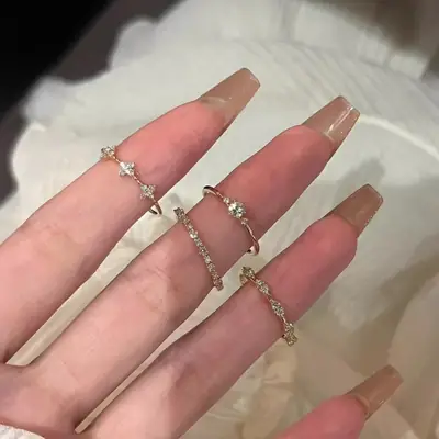 Vintage Style Fine Imitation Diamond Ring for Women, Light Luxury, High-End Feel, Niche Design, Stackable Open Ring