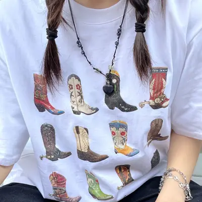 Western-Themed T-Shirt for Women, Summer Loose-Fitting Vintage Bohemian Texas T-Shirt, Cute Cowboy/Cowgirl Graphic