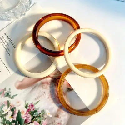 European and American Style Round Acrylic Bracelet, Unique Minimalist Design, Trendy Versatile Wristband, Light Luxury High-End Feel, Women's Jewelry