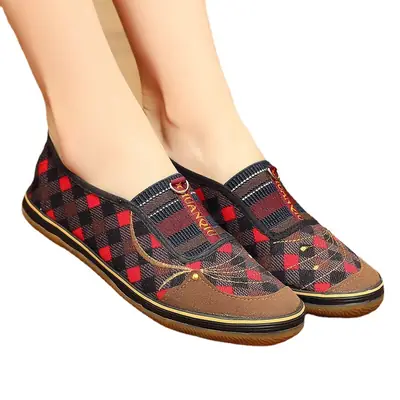 2026 Spring New Style Flat Comfortable Slip-On Shoes for Middle-Aged and Elderly Women, Non-Slip Soft-Soled Comfortable Women's Shoes