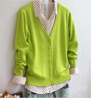 Korean-style Women's V-Neck Knitted Cardigan Large