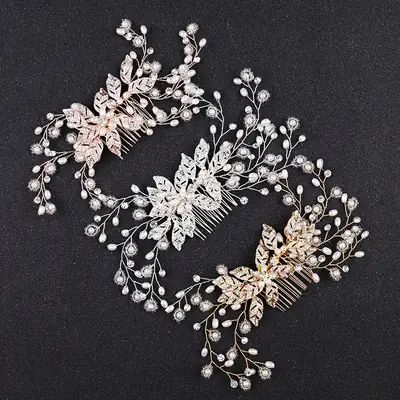 Bridal Hair Comb with Golden Leaf Design