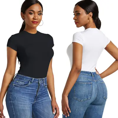 Black Cold Shoulder T-Shirt for Women with High Waist Jeans