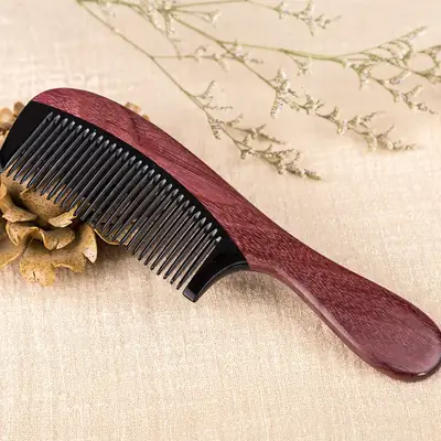 Violet Wooden Corner Comb Engraving for Home Use