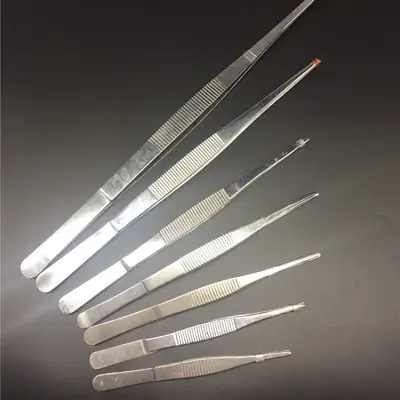 Medical Tweezers 16cm Unstitched Clips