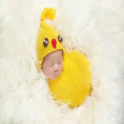 Newborn Baby Hat Yellow Chicken Design 100 Days