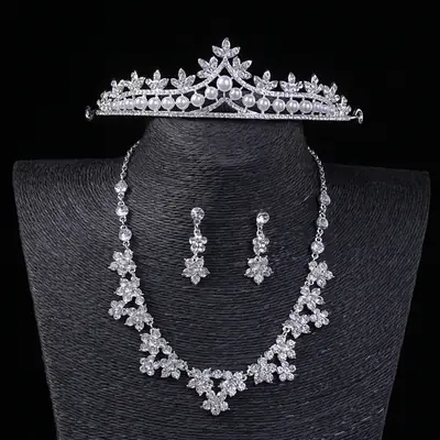New Rhinestone Bridal Jewelry Set Three-Piece Wedding Crown Necklace Headdress Set
