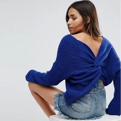 2025 Red Cross Knotted Backless Knitwear for Women