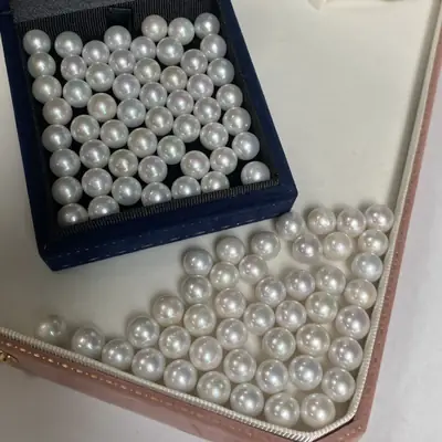 Strong Light Round Freshwater Pearls 8-9mm White