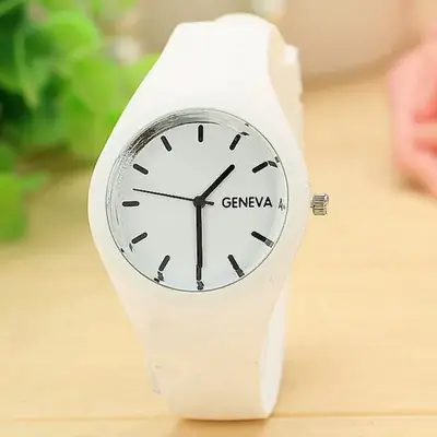 Purple Silicone Women's Quartz Watch with Blue Dial
