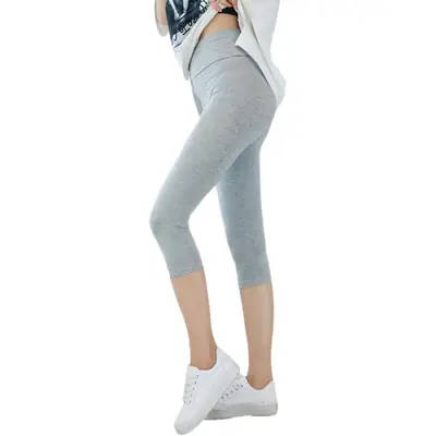 Women's Black Yoga Pants Capri Length Large Size