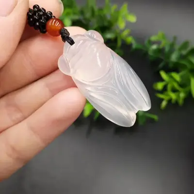 Natural Agate Cicada Pendant for Men Women 3D Gold Necklace