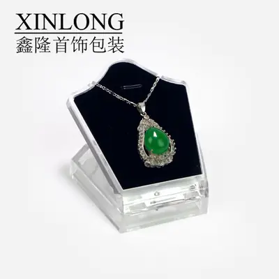 Xin Long Jade Pendant Set Green Emerald Display Rack