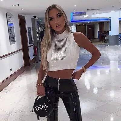 Orange Knitted Navel-Baring Vest for Women