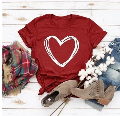 Black Heart Print T-Shirt for Women Casual Wear