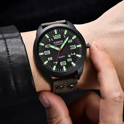 Men's Red Silicone Quartz Watch with Green Dial