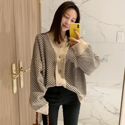 Women V-Neck Cardigan Sweater Coat Diamond Textured Loose Irregular