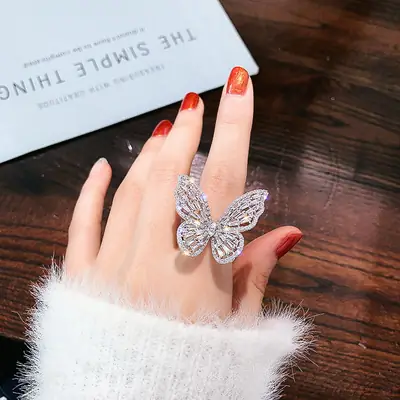 Luxury Butterfly Zircon Ring for Women