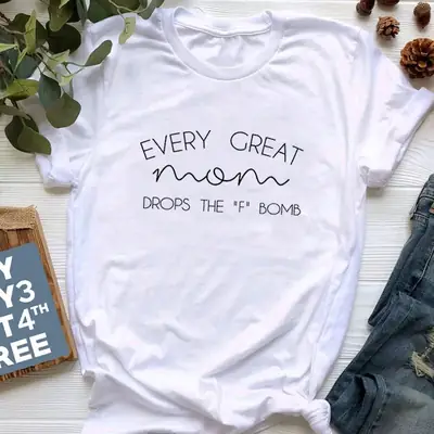 Every Great Mom Drops the F! Bomb T-Shirt Green
