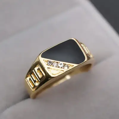 Men's Diamond Triangle Oil Gold Ring Europe USA
