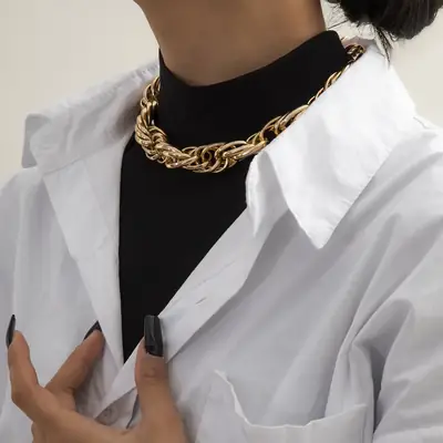 European and American Cross-Border Jewelry, Simple Retro Metal Elegant Necklace for Women, Exaggerated Twist Thick Chain Geometric Necklace