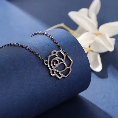 Women Hollow Rose Necklace Silver Black Rose Design