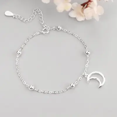 Korean Fashion Hollow Moon Bracelet for Women