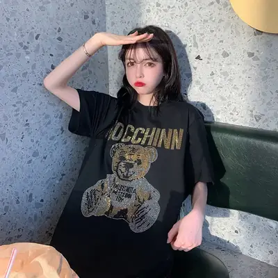 Women's Black Mocchin Bear Print T-Shirt Large