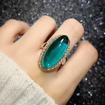 Noble Luxury Emerald Ring with Gold Plated Design