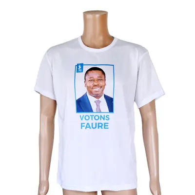 Men White T-Shirt with Presidential Campaign Print